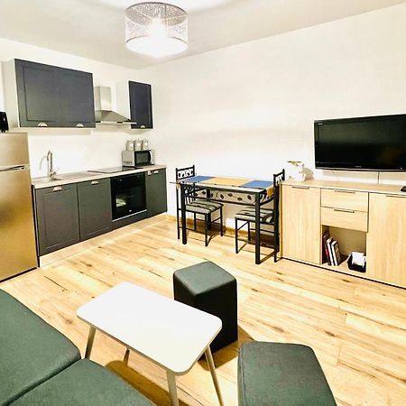 أمْبييّي Appartement A 2 Minutes De Geneve - Annemasse المظهر الخارجي الصورة