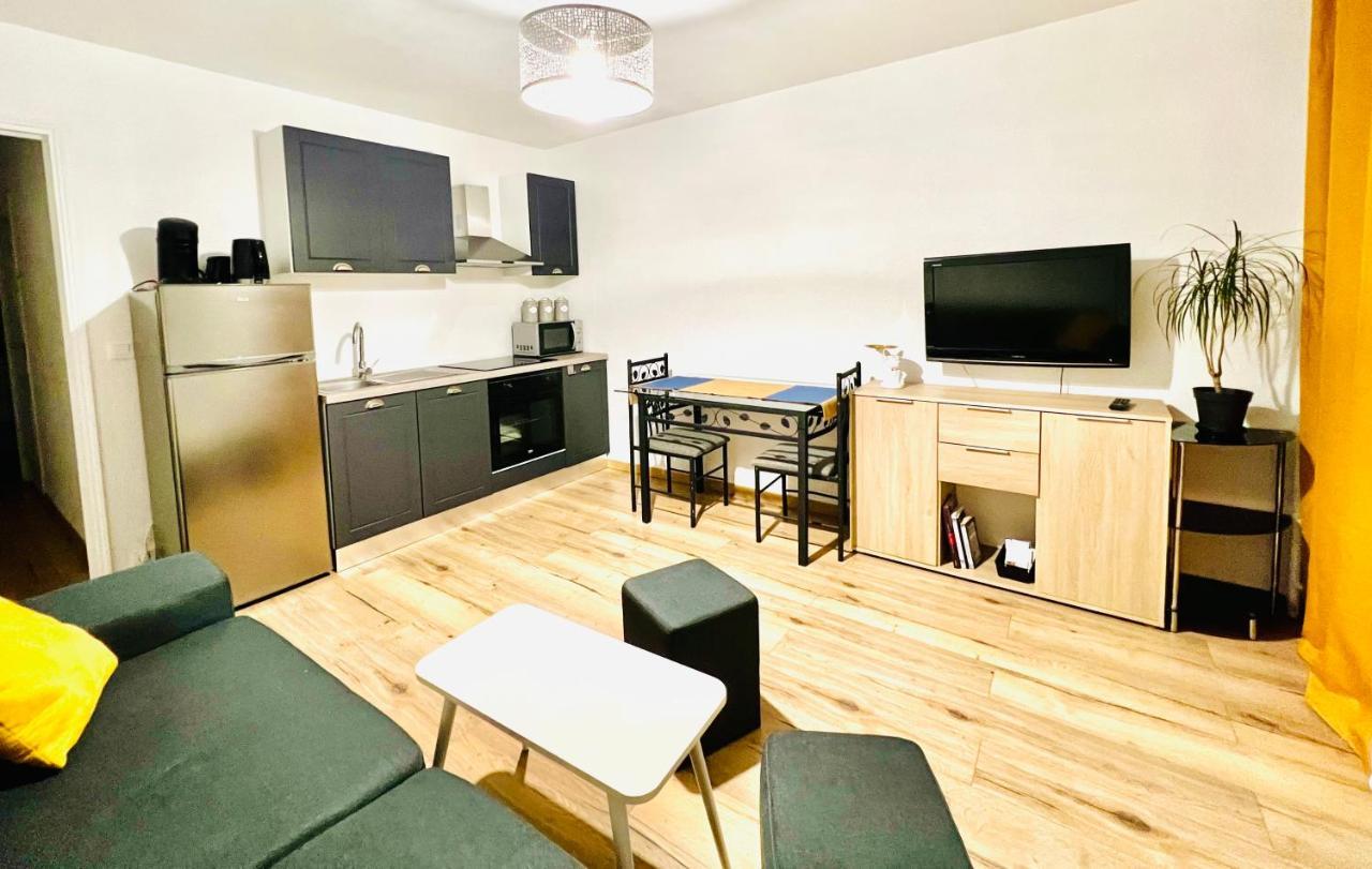 أمْبييّي Appartement A 2 Minutes De Geneve - Annemasse المظهر الخارجي الصورة